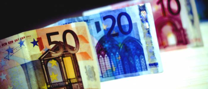 The difference between invoice factoring and receivables-backed asset based loans