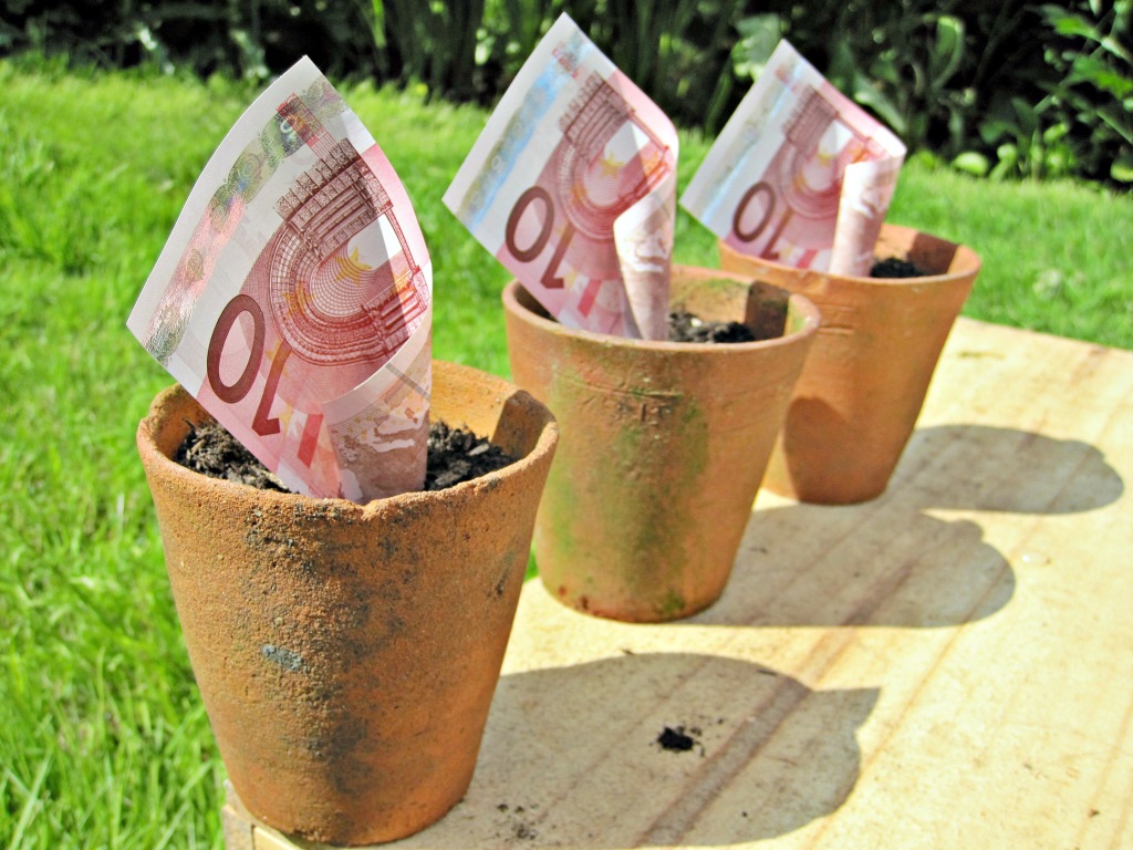 The tumbling euro – what does this mean for trade finance?